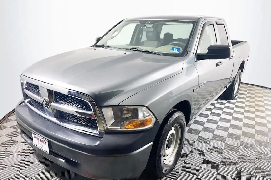 2010 Dodge Ram ST photo 1