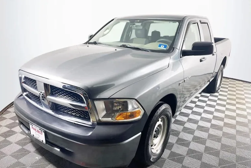 2010 Dodge Ram ST photo 1