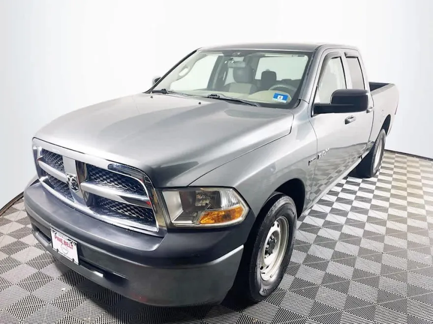 2010 Dodge Ram ST photo 1