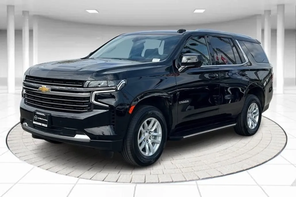 2023 Chevrolet Tahoe RST photo 1