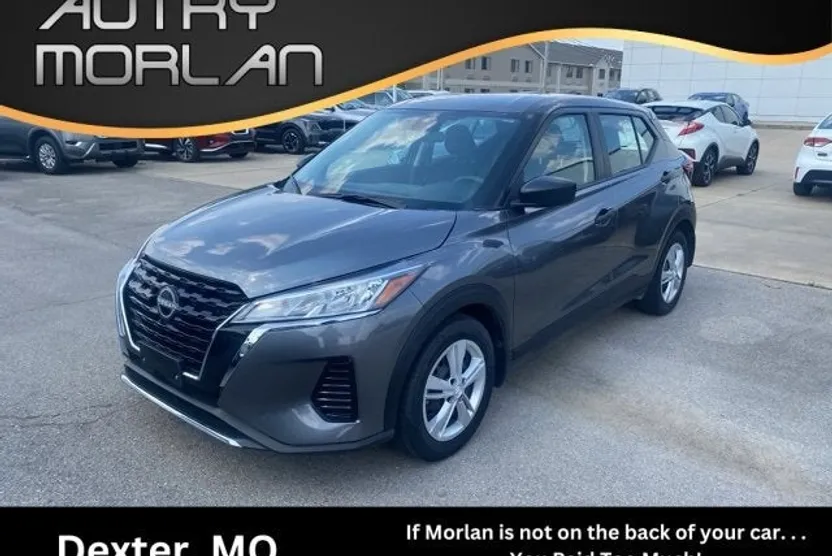 2024 Nissan Kicks S photo 1