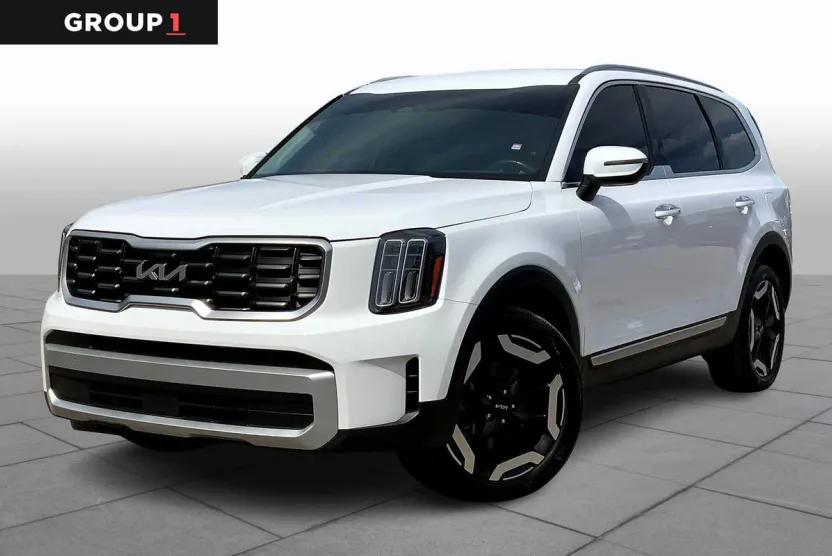 2024 Kia Telluride S photo 1