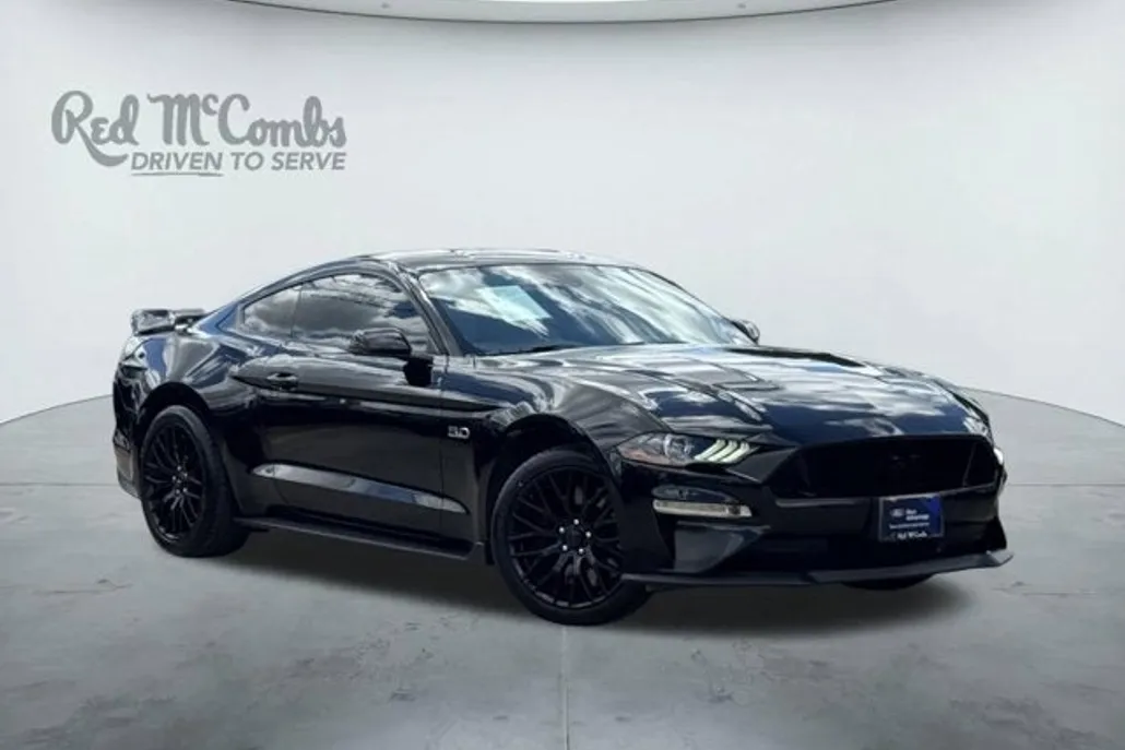 2021 Ford Mustang GT Premium photo 1