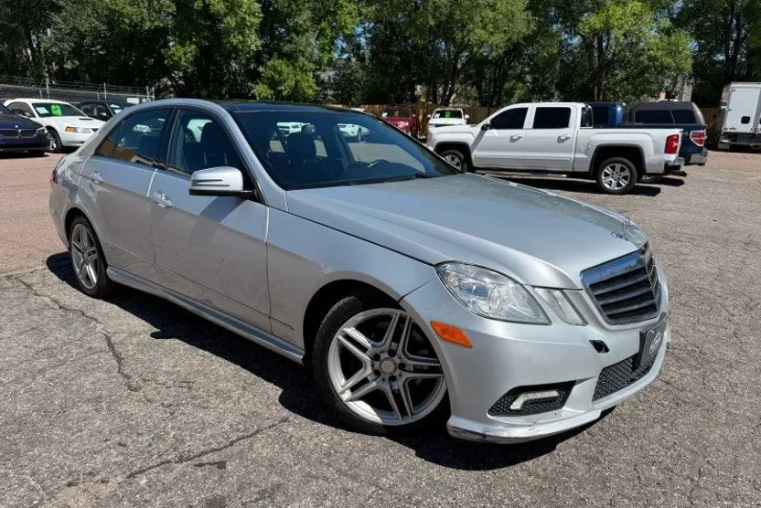 2011 Mercedes Benz E 350 4MATIC photo 1