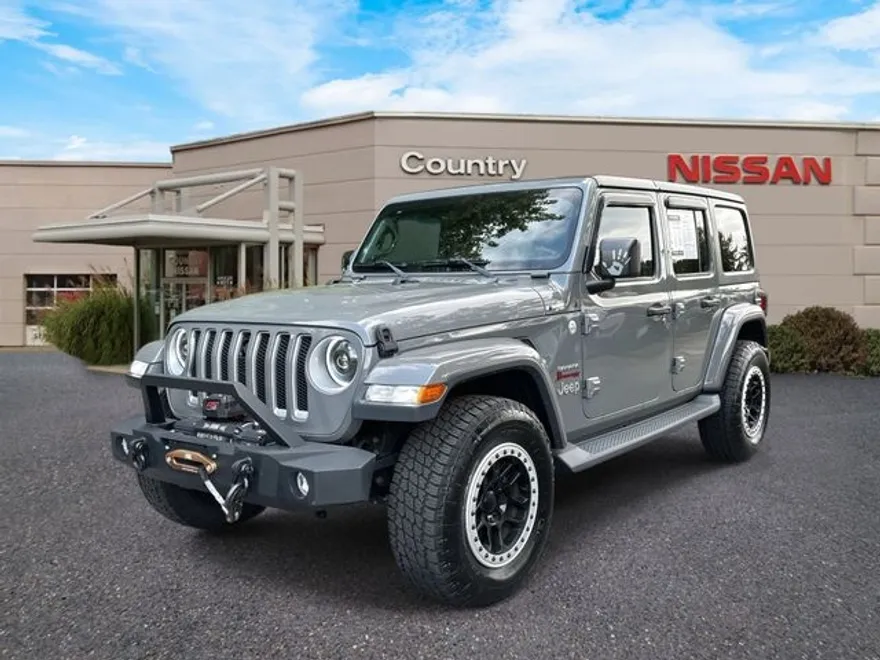 2018 Jeep Wrangler Unlimited Sahara photo 1