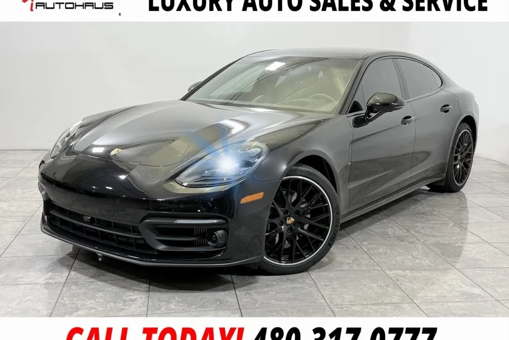 2022 Porsche Panamera Platinum photo 1