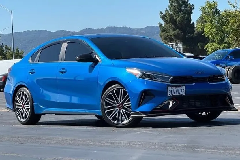 2024 Kia Forte GT photo 1