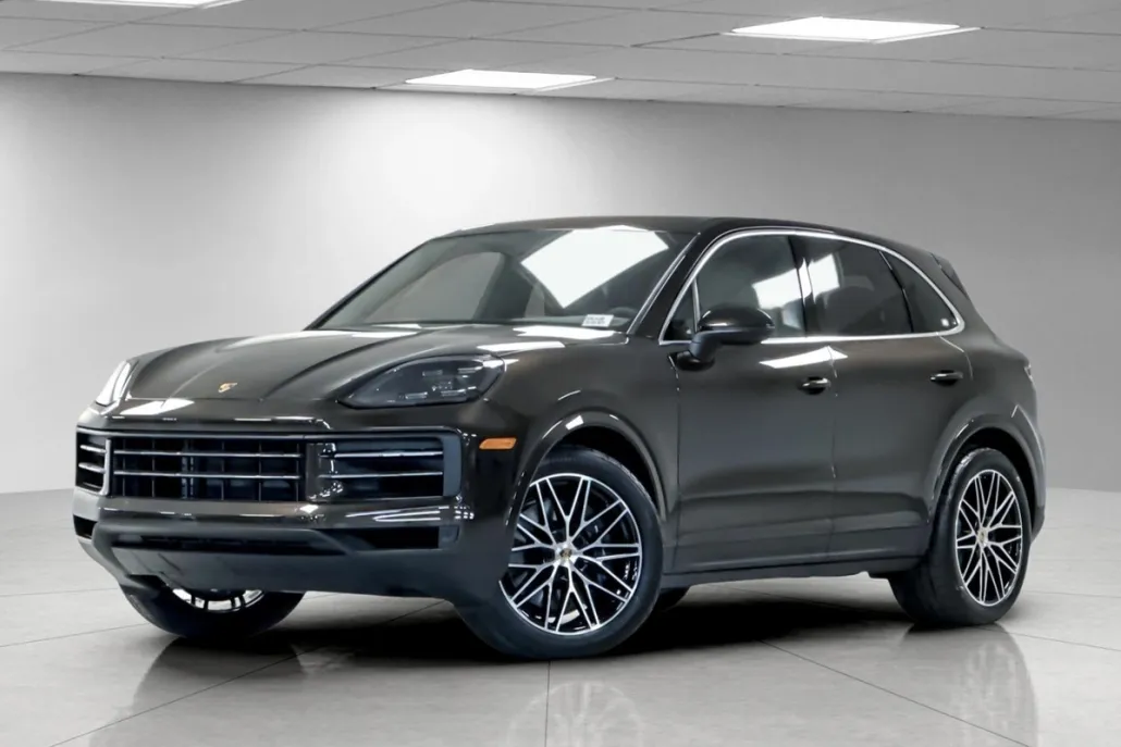 2024 Porsche Cayenne photo 1