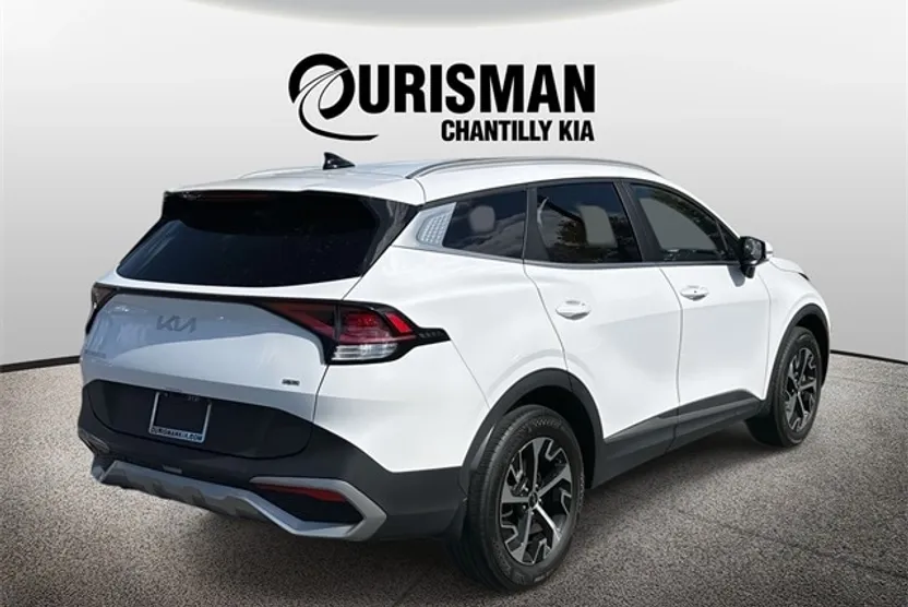2023 Kia Sportage EX photo 1