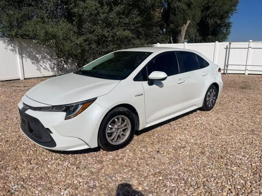 2020 Toyota Corolla Hybrid LE photo 1