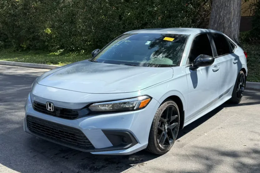 2024 Honda Civic Sport photo 1