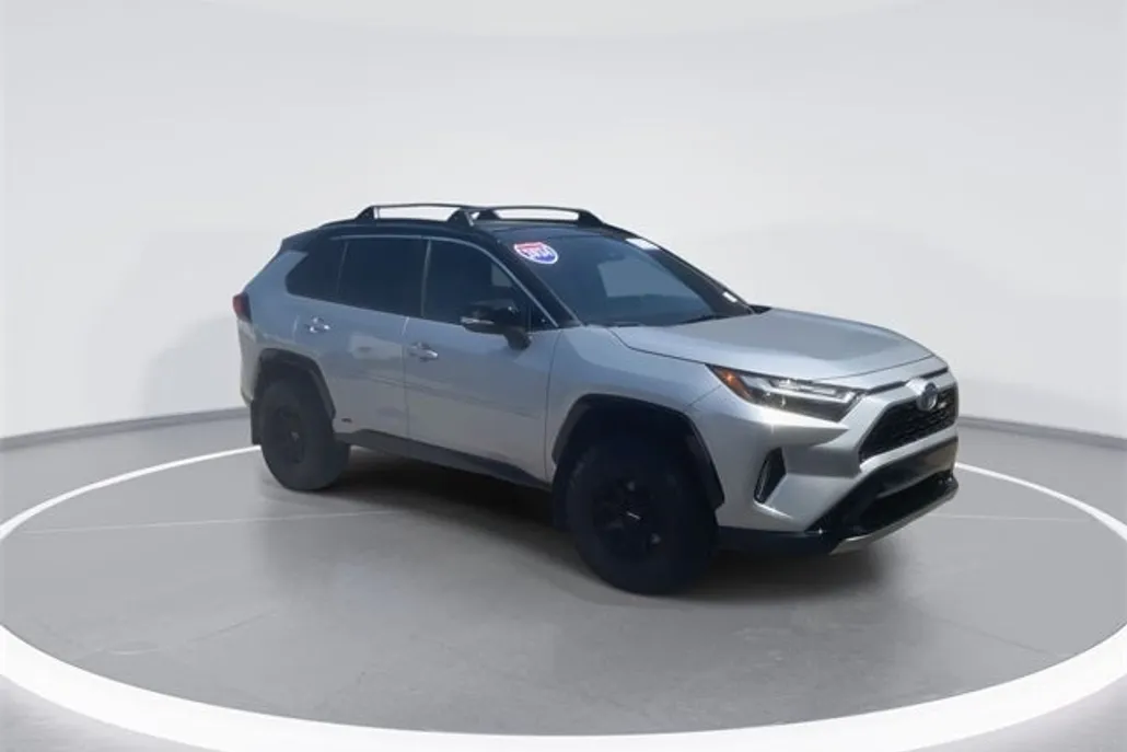 2024 Toyota RAV4 Hybrid XSE photo 1