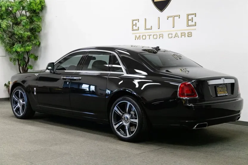 2014 Rolls Royce Ghost RR4 photo 1