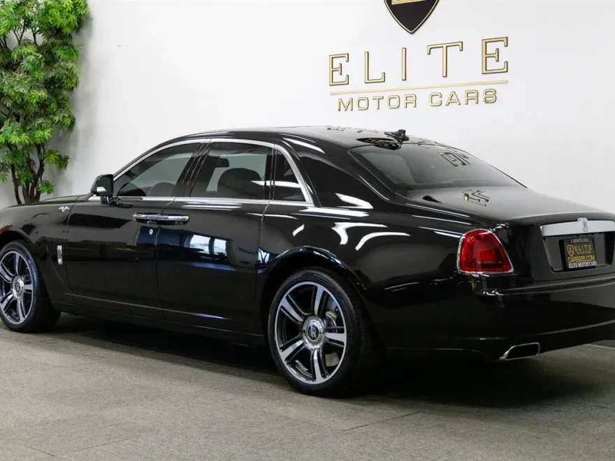 2014 Rolls Royce Ghost RR4 photo 1