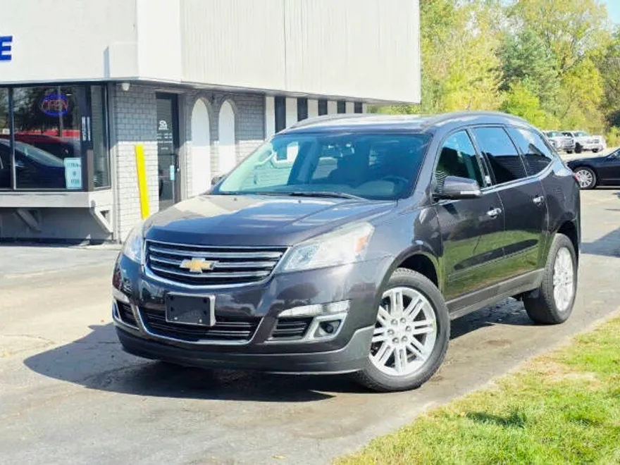 2015 Chevrolet Traverse 1LT photo 1