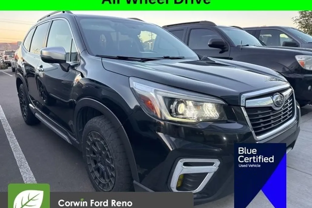2019 Subaru Forester Touring photo 1