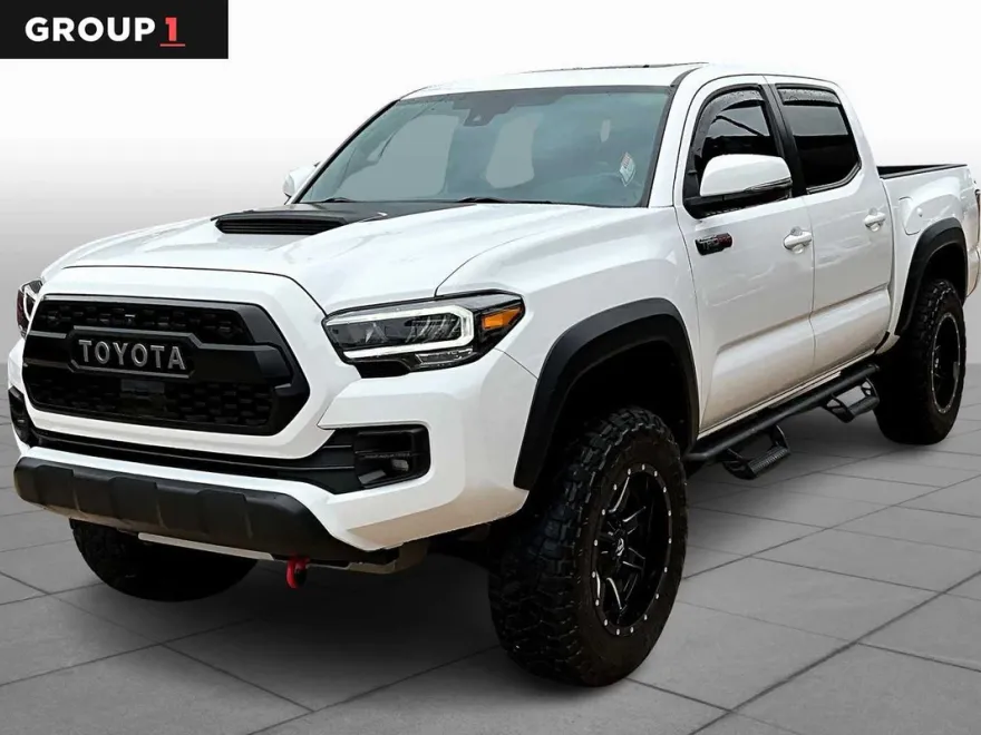 2020 Toyota Tacoma TRD Pro photo 1