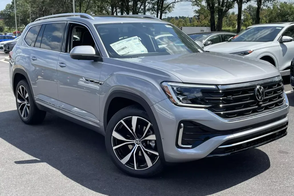 2026 Volkswagen Atlas SEL Premium R-Line photo 1