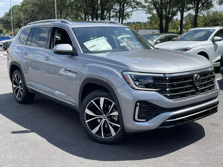 2026 Volkswagen Atlas SEL Premium R-Line photo 1