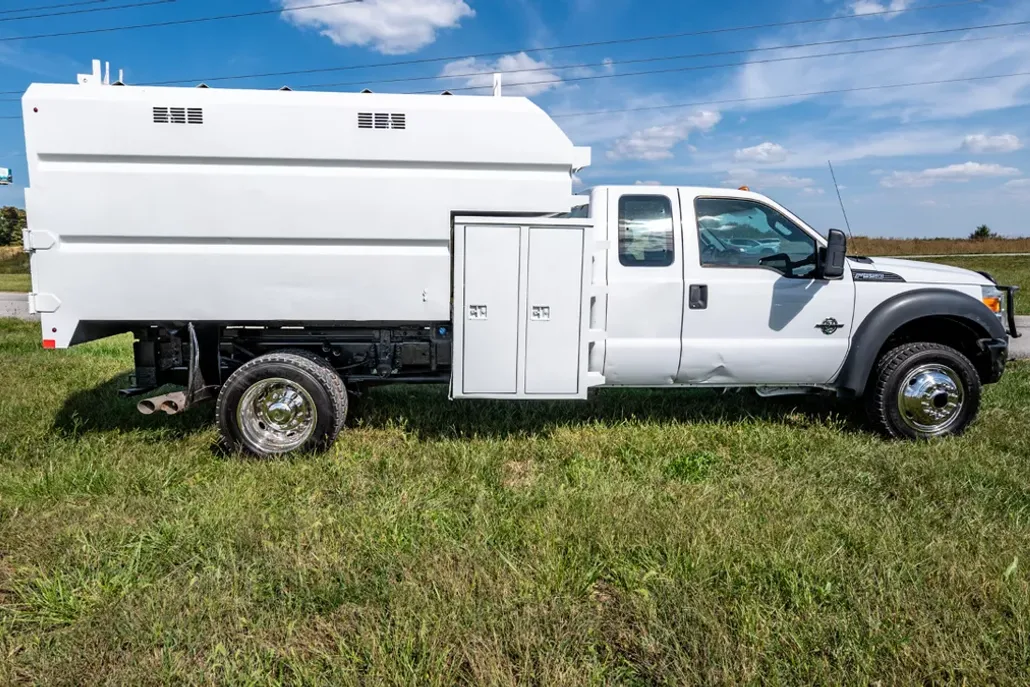 2013 Ford F-550 photo 1