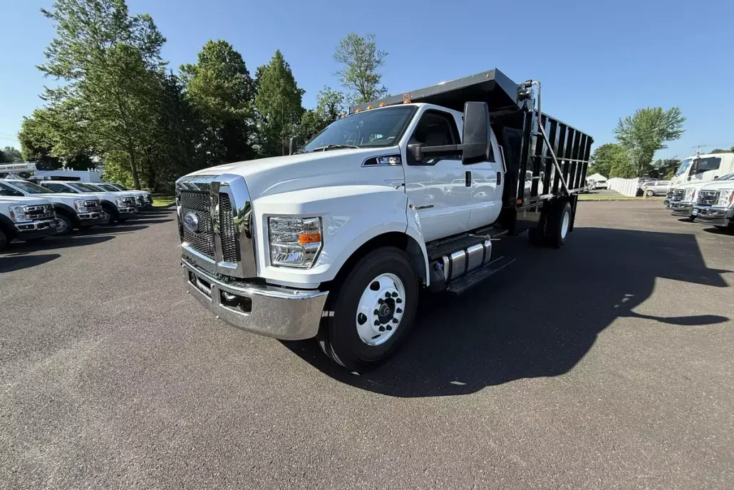 2026 Ford F-650 Base Crew Cab photo 1