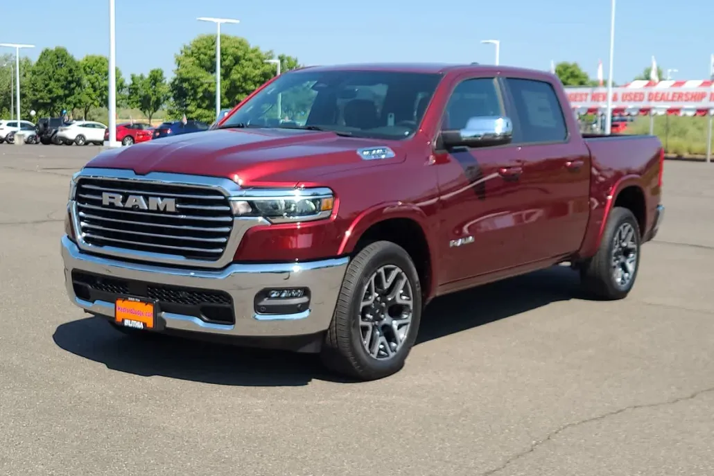 2025 Ram 1500 Laramie photo 1