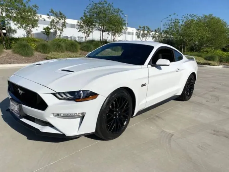 2018 Ford Mustang GT photo 1