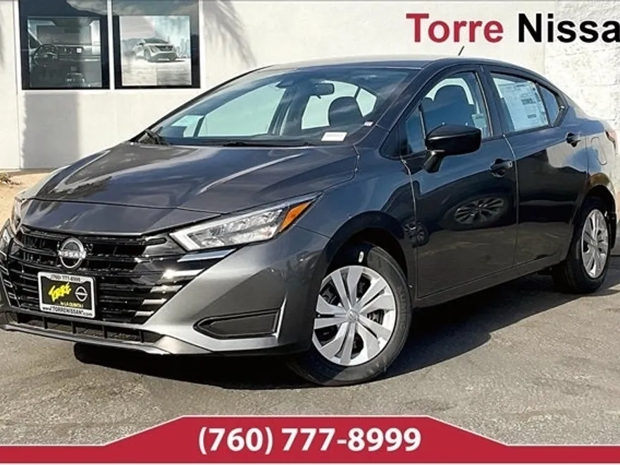 2025 Nissan Versa 1.6 S photo 1