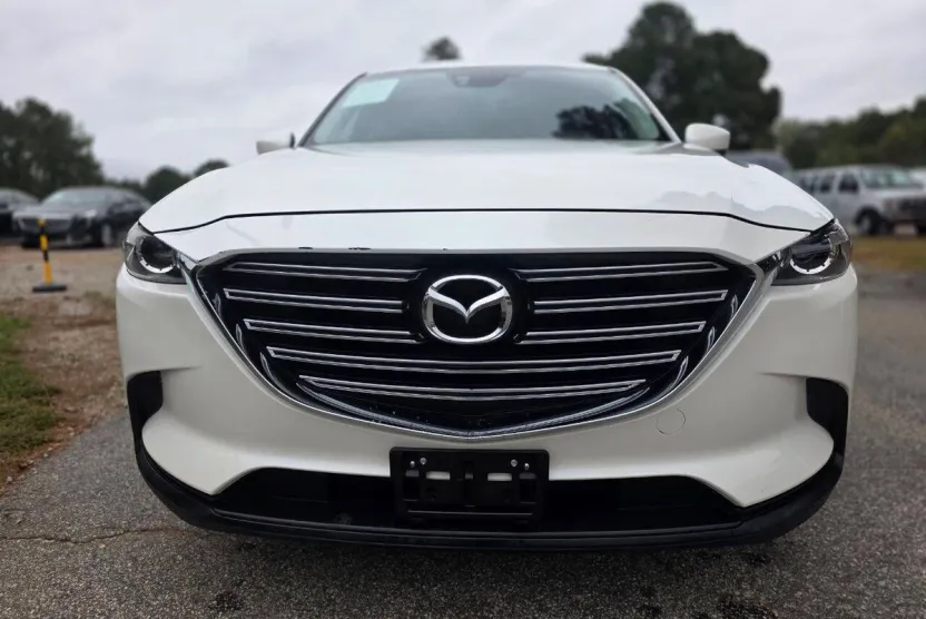 2016 Mazda CX-9 Touring photo 1