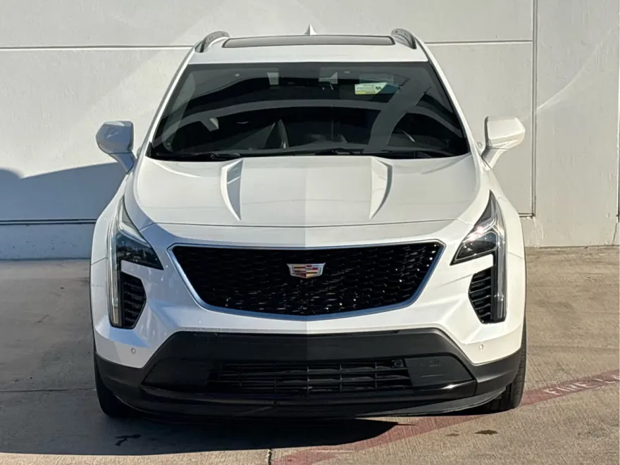 2020 Cadillac XT4 Sport photo 1
