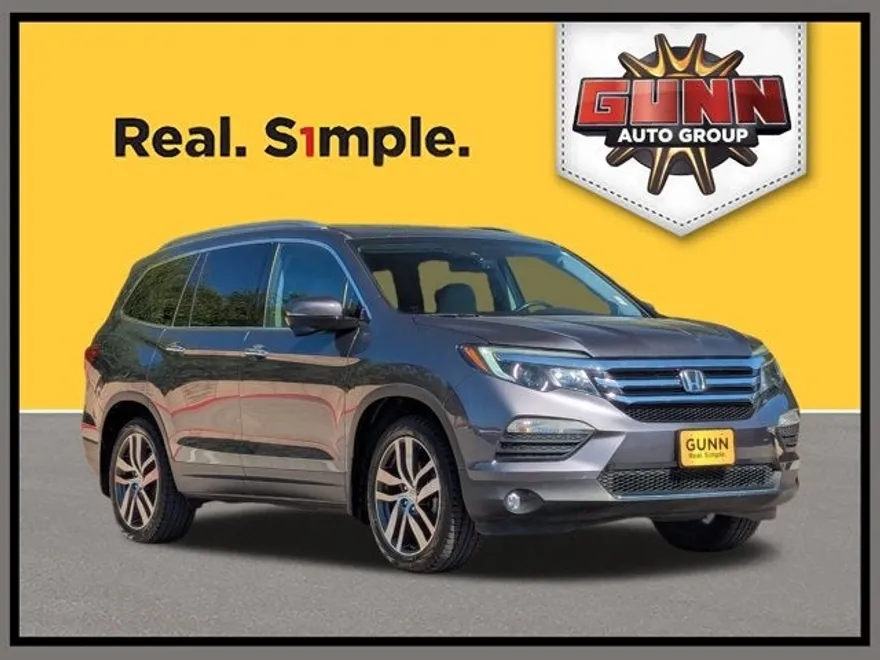 2016 Honda Pilot Touring photo 1