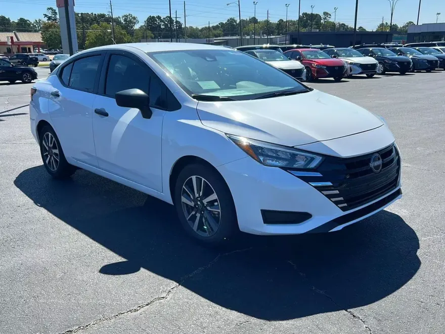 2025 Nissan Versa S photo 1