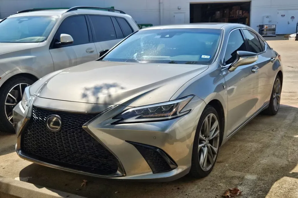 2019 Lexus ES 350 F SPORT photo 1