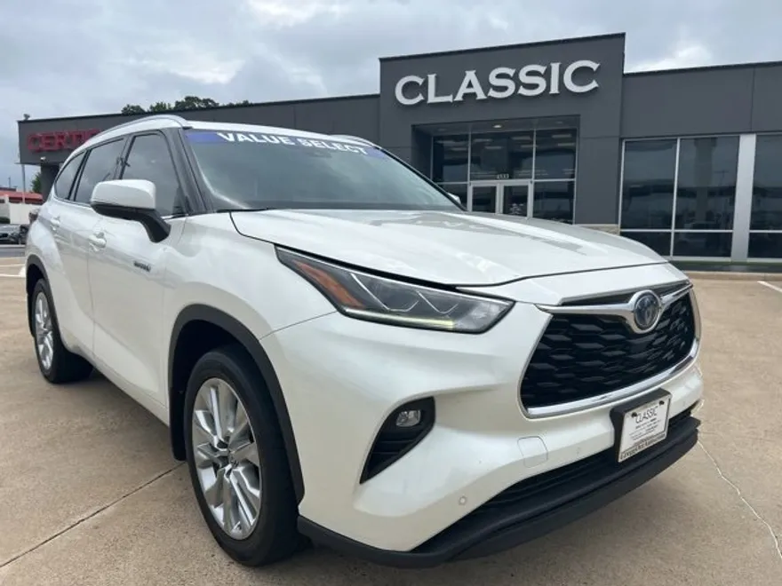 2021 Toyota Highlander Hybrid Limited photo 1
