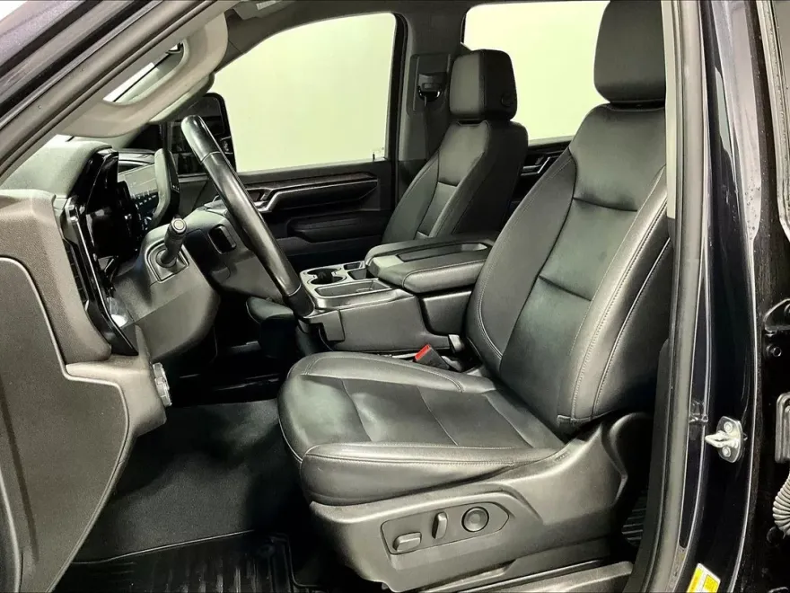2024 Chevrolet Silverado 2500HD LTZ photo 26