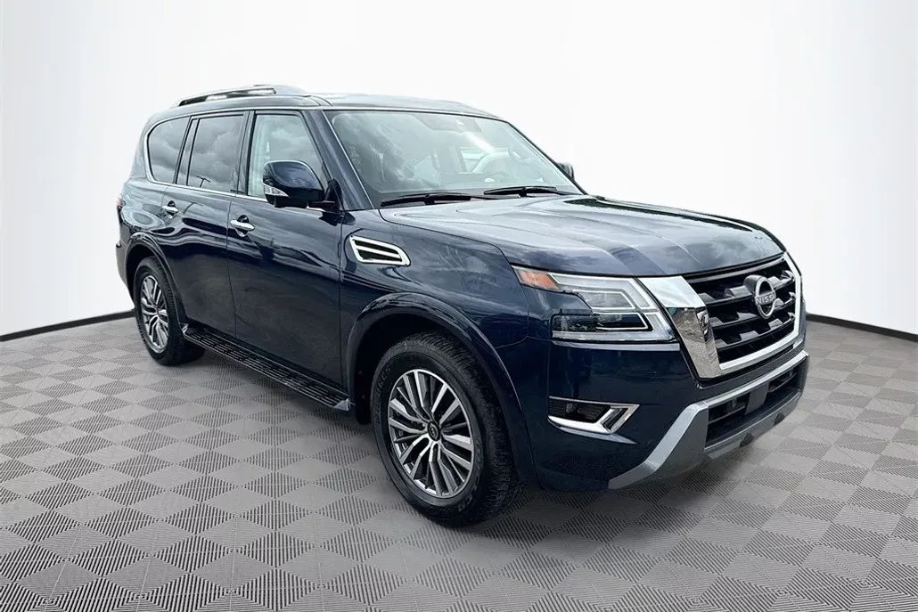 2024 Nissan Armada SL photo 1