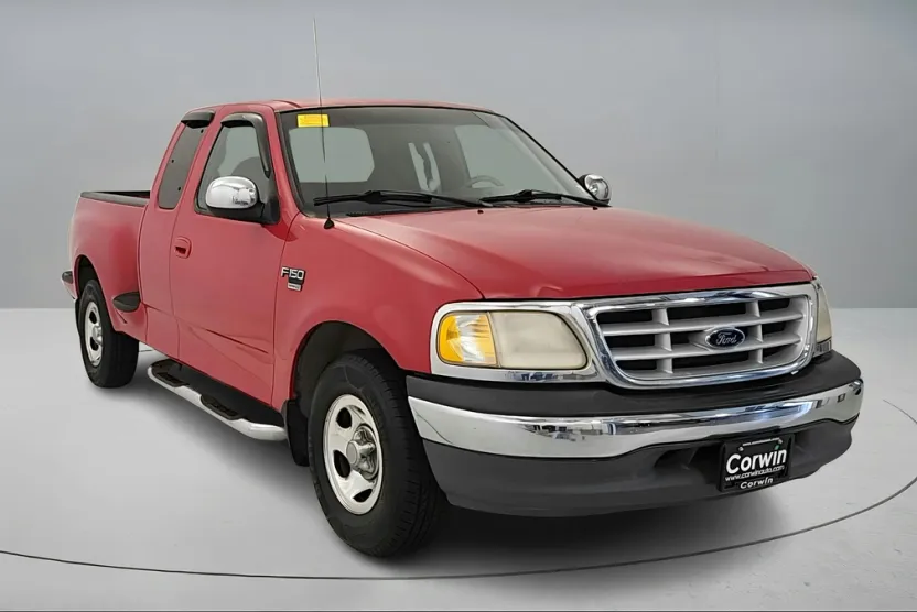 1999 Ford F-150 Lariat photo 1