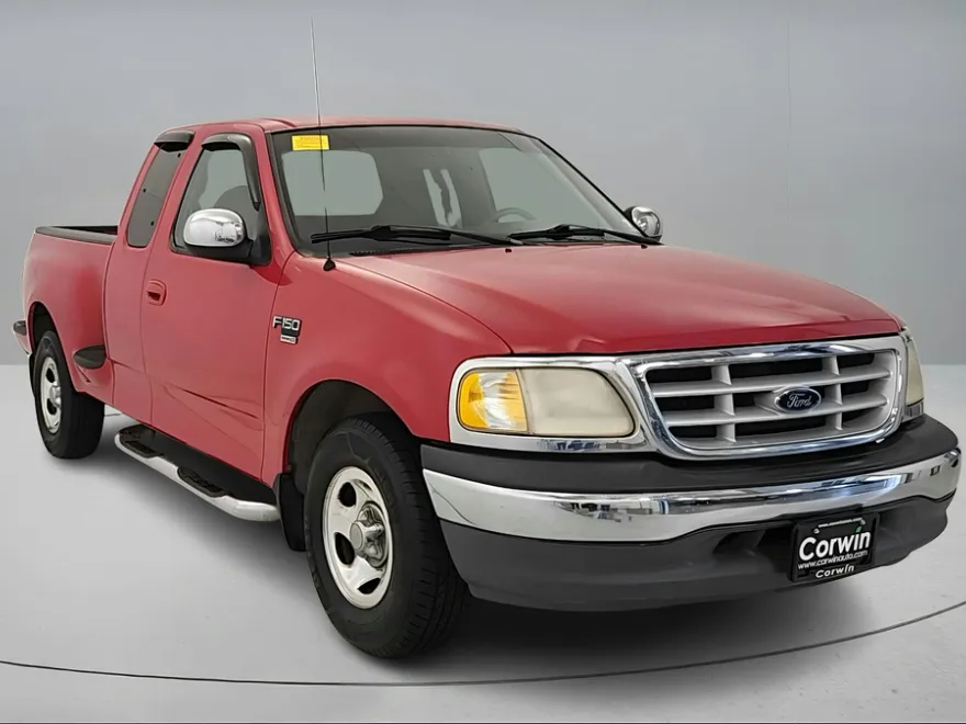 1999 Ford F-150 Lariat photo 1