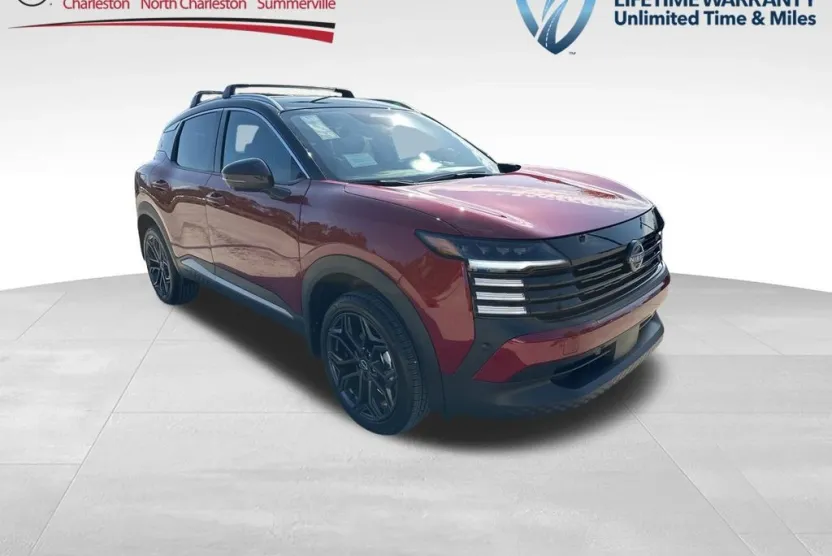 2025 Nissan Kicks SR photo 1