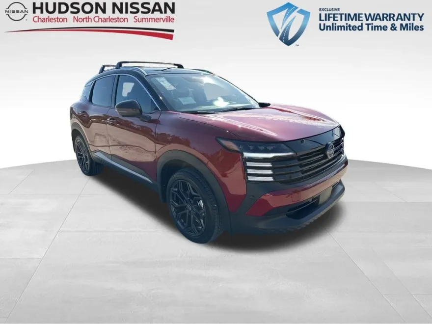2025 Nissan Kicks SR photo 1
