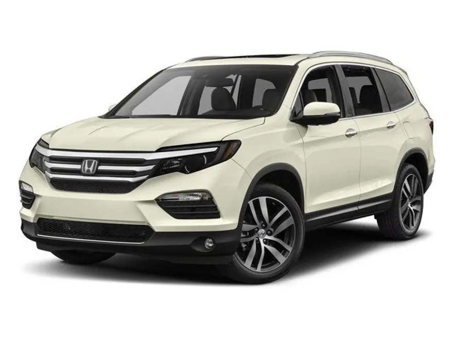 2017 Honda Pilot Touring photo 1