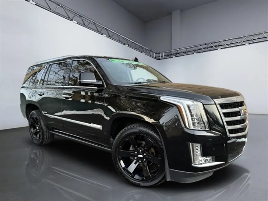 2016 Cadillac Escalade photo 1