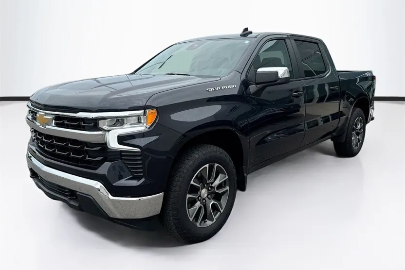 2022 Chevrolet Silverado 1500 LT photo 1