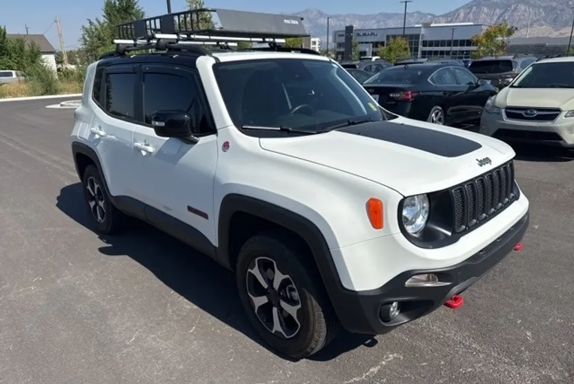 2022 Jeep Renegade Trailhawk photo 1