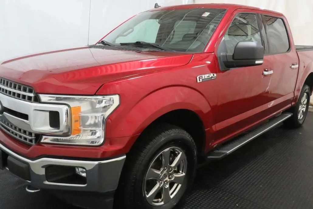 2019 Ford F-150 XLT photo 1