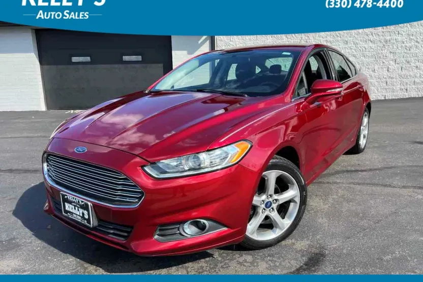 2015 Ford Fusion SE photo 1
