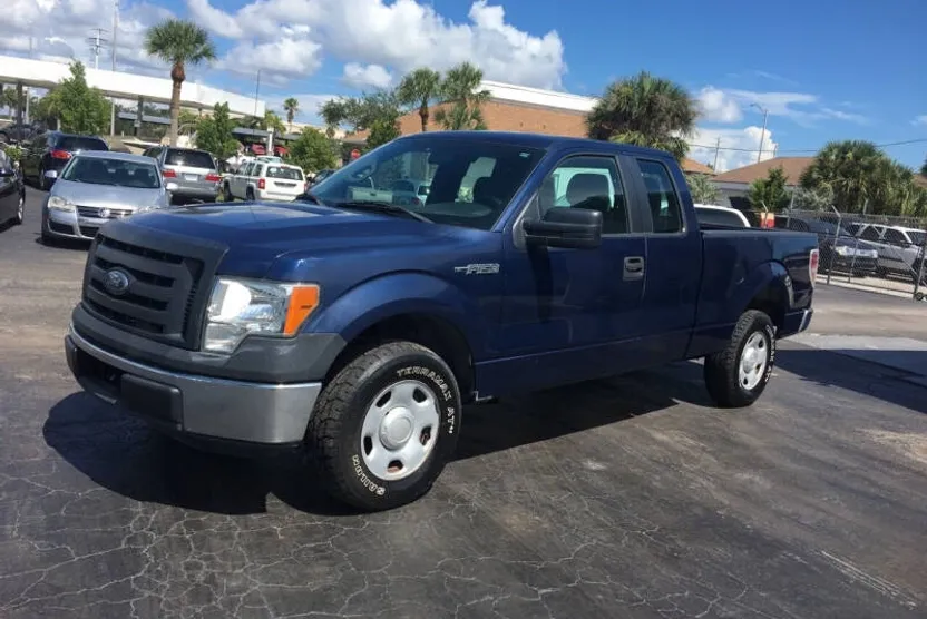 2011 Ford F-150 XLT photo 1