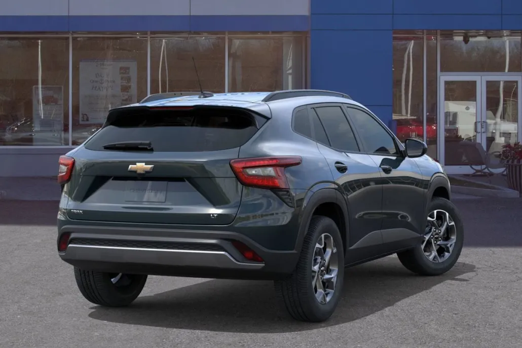 2026 Chevrolet Trax LT photo 1