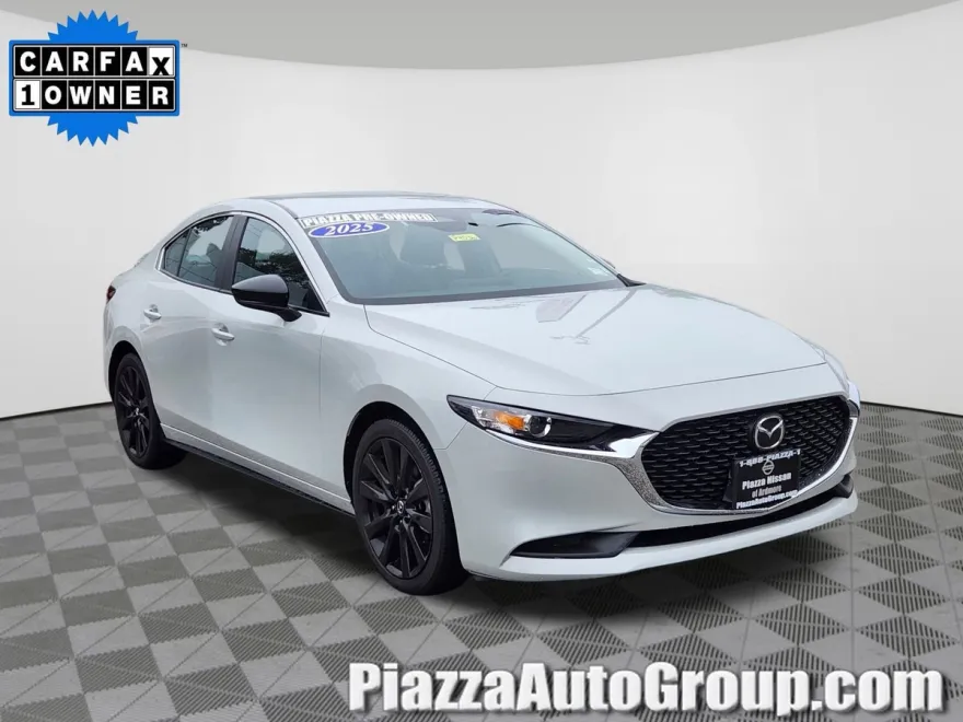 2025 Mazda Mazda3 Sedan 2.5 Select Sport photo 1