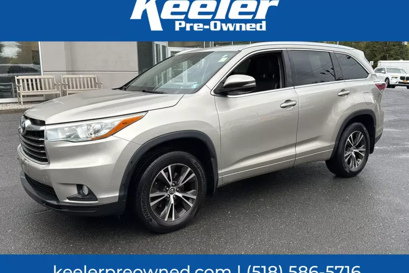 2016 Toyota Highlander XLE photo 1